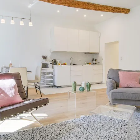 St Jobis - Appartement, Moderne Et Refait A Neuf, Vieux-nice Lägenhet