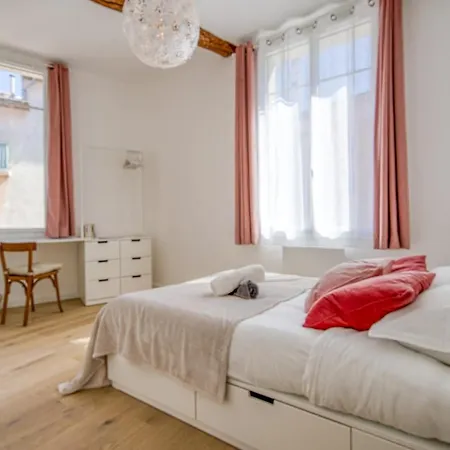 Lägenhet St Jobis - Appartement, Moderne Et Refait A Neuf, Vieux-nice Nice