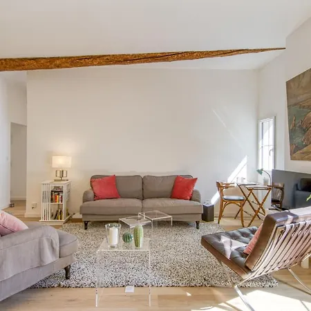 Apartment St Jobis - Appartement, Moderne Et Refait A Neuf, Vieux-nice Nice